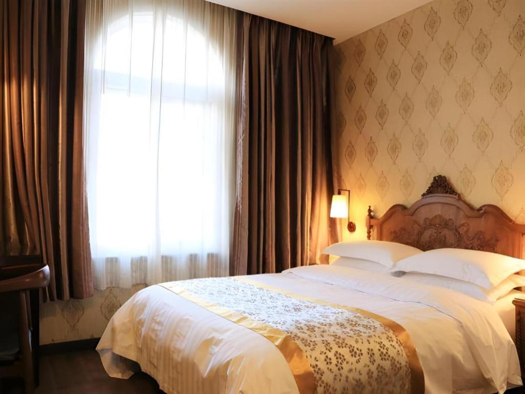 Dong Fang Hotel Beijing Luaran gambar